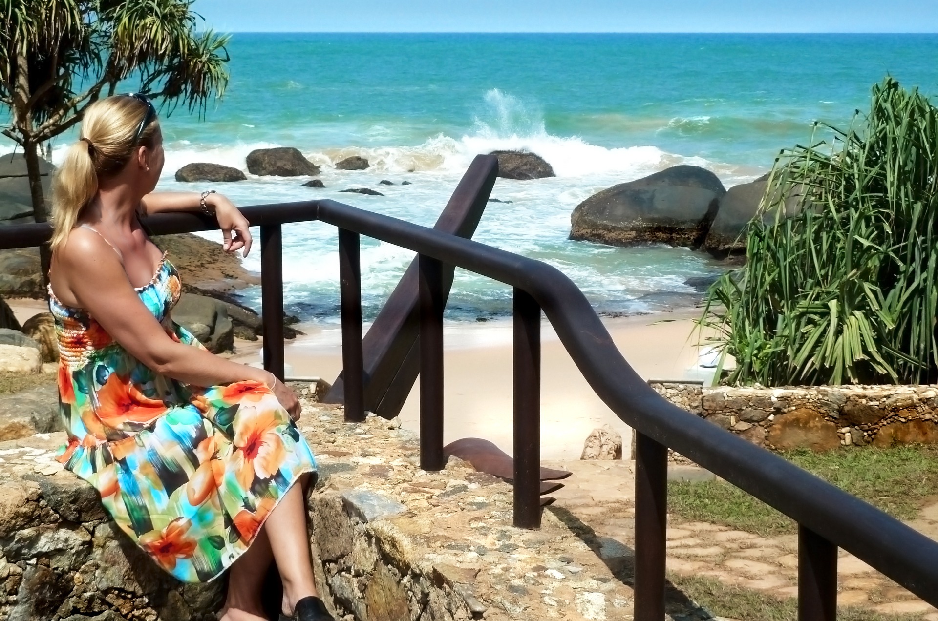 Schiff aus Stein in der Shakti Villa 