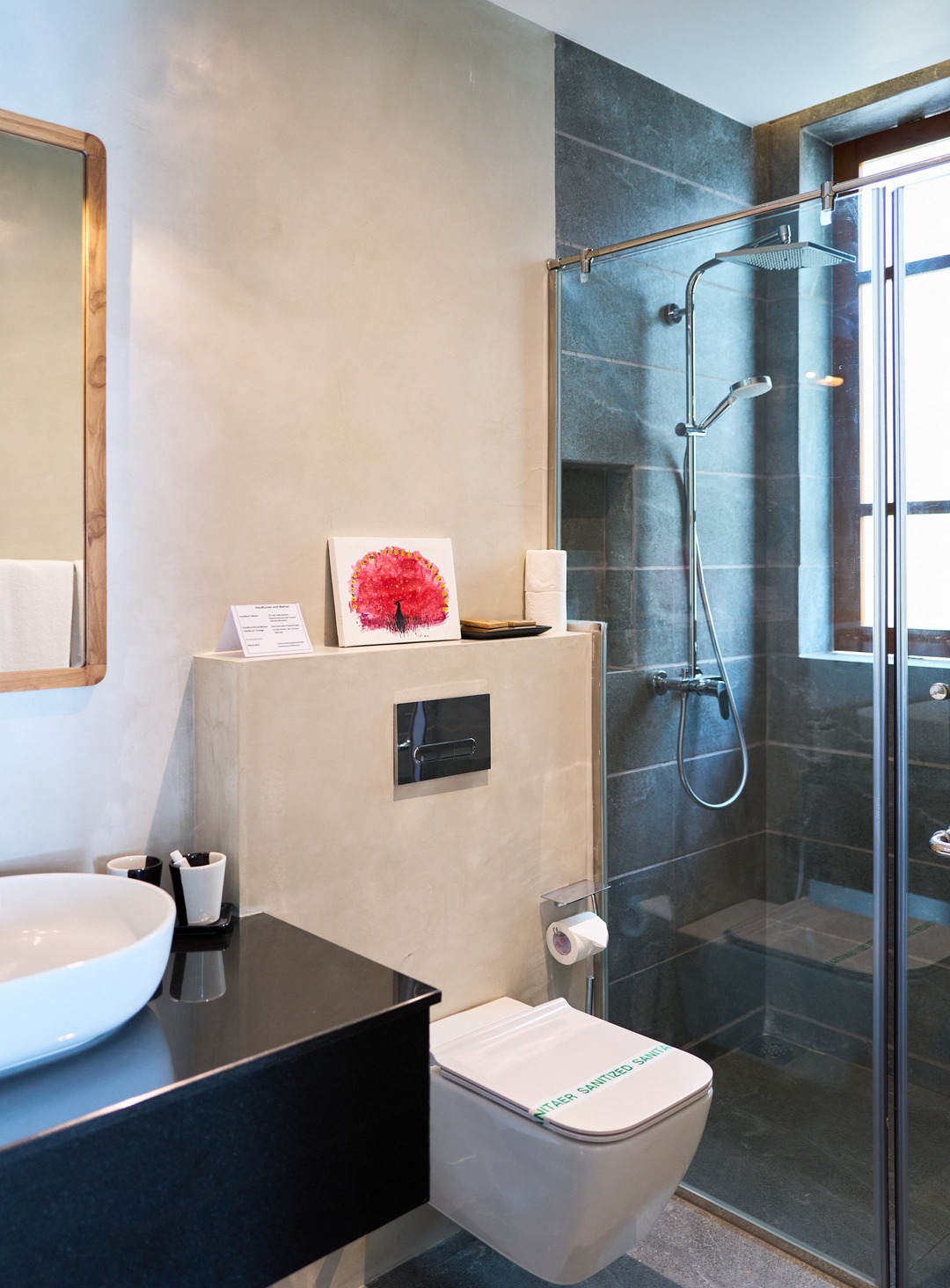 Zimmer Nr. 3, modernes Bad im Vastu-Design