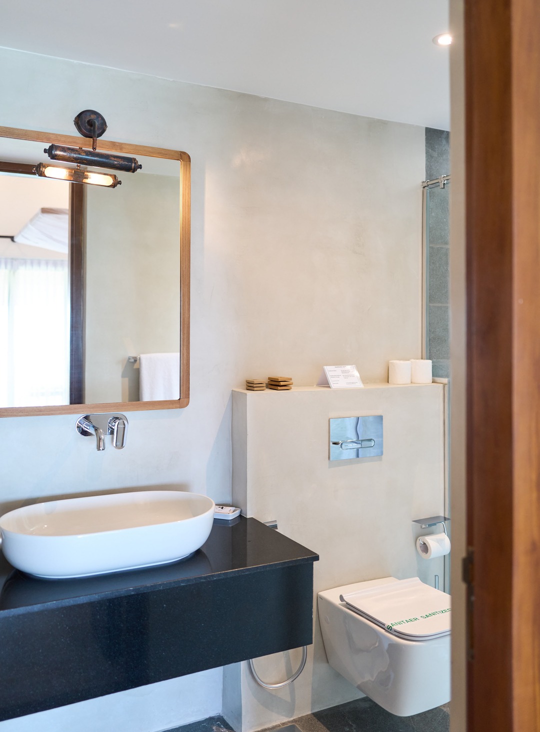 Zimmer Nr. 6 – modernes Bad mit Powerdusche