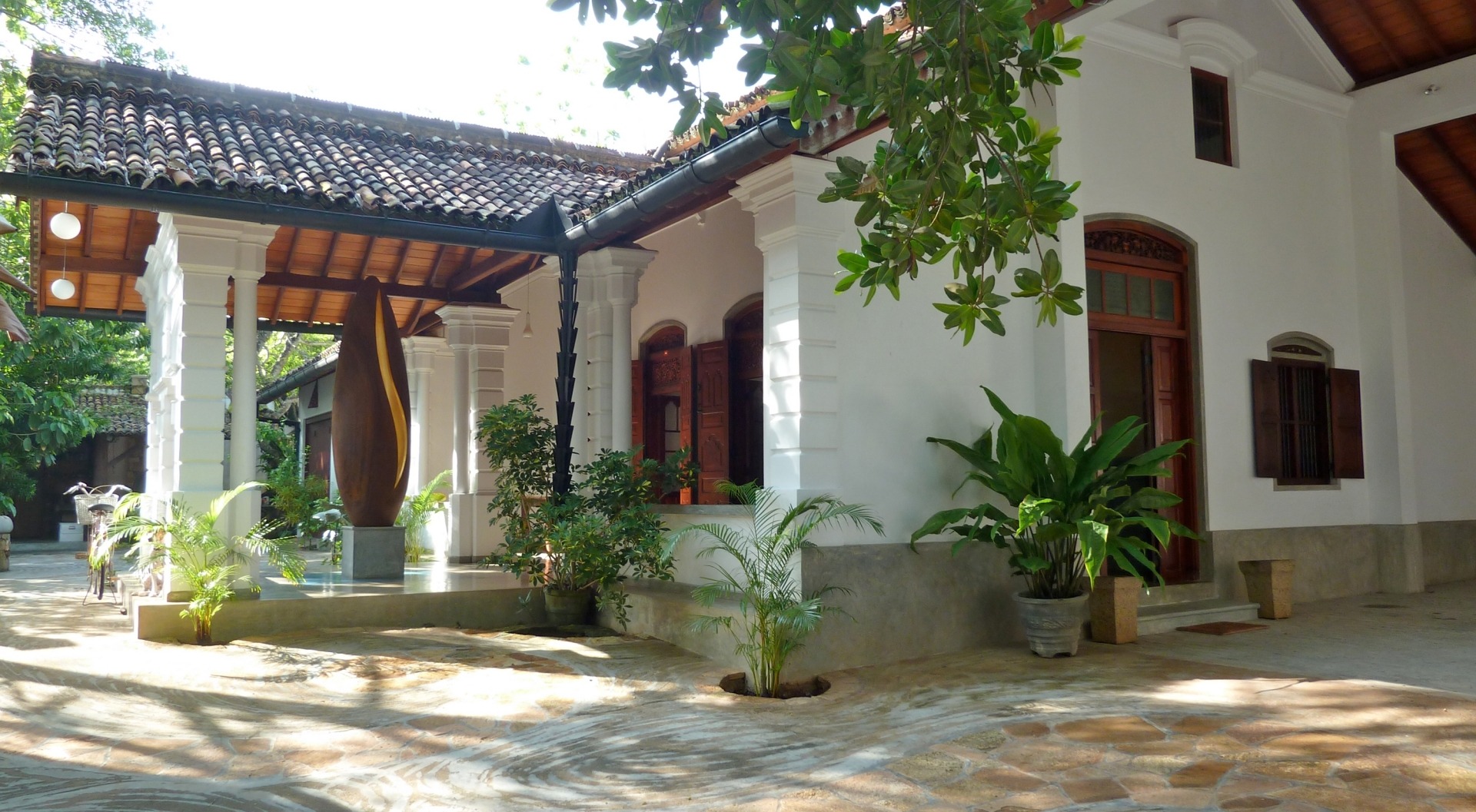 Eingangsbereich im Ayurveda-Hotel Shakti Villa in Ambalangoda auf Sri Lanka